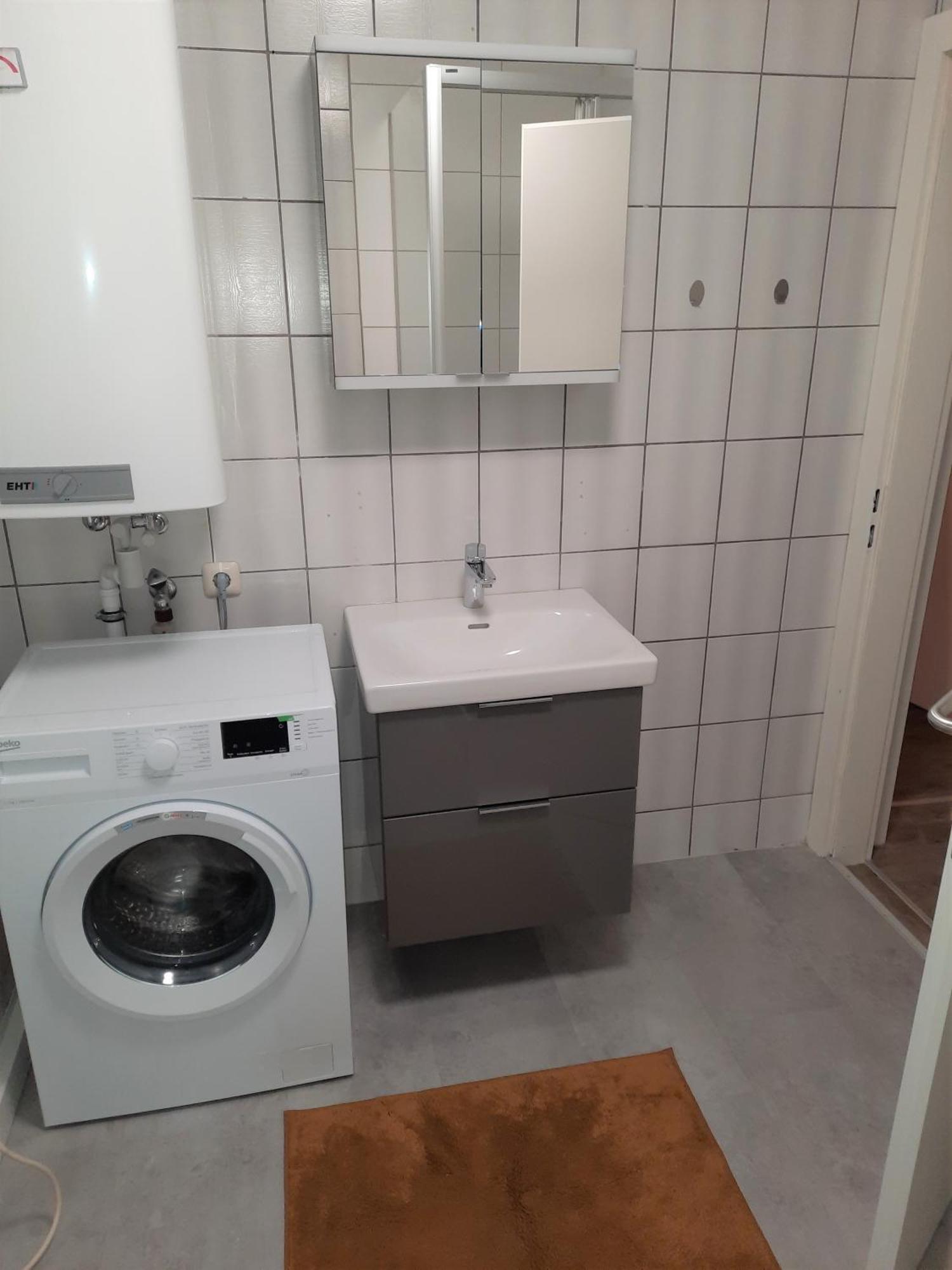 Ferienwohnung Im Zentrum Mit Balkon Und Parkplatz Gmunden Exterior photo